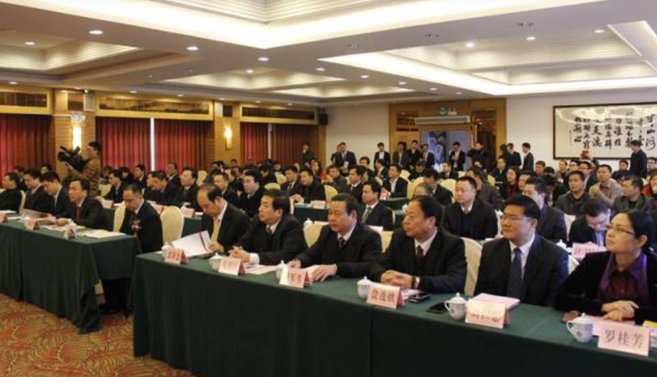 步步高升喜上市 共同奮進(jìn)迎挑戰(zhàn)